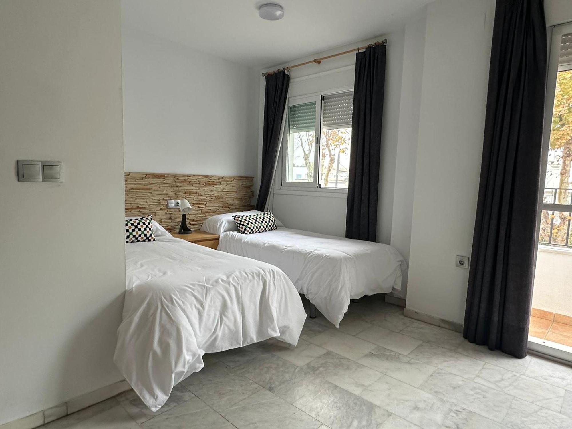 شيبيونا Apartahotel Dona Reyes المظهر الخارجي الصورة