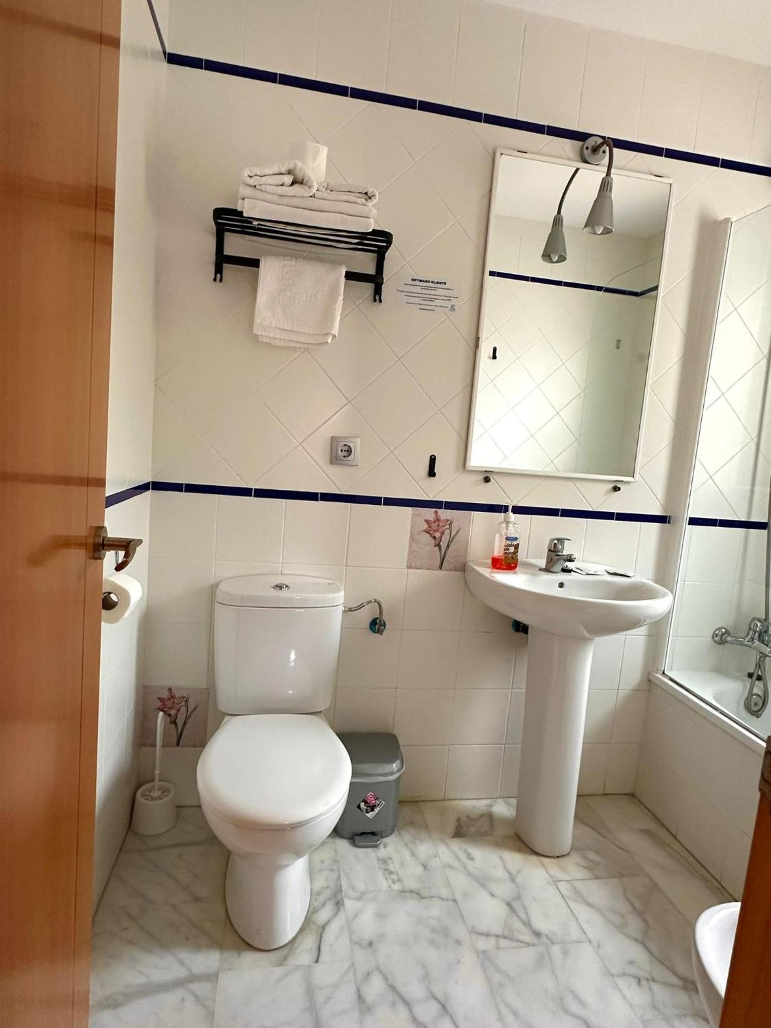 شيبيونا Apartahotel Dona Reyes المظهر الخارجي الصورة