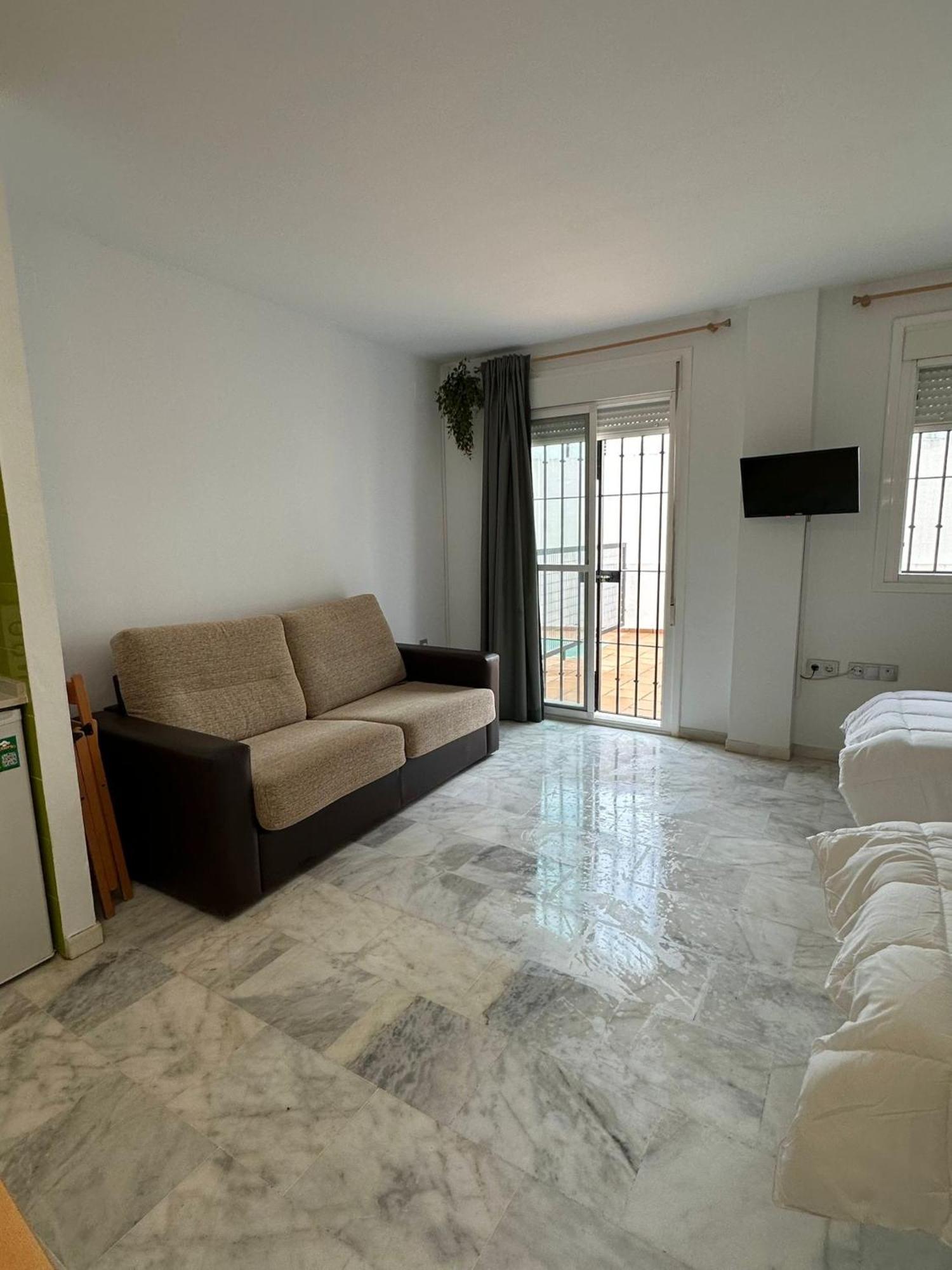 شيبيونا Apartahotel Dona Reyes المظهر الخارجي الصورة